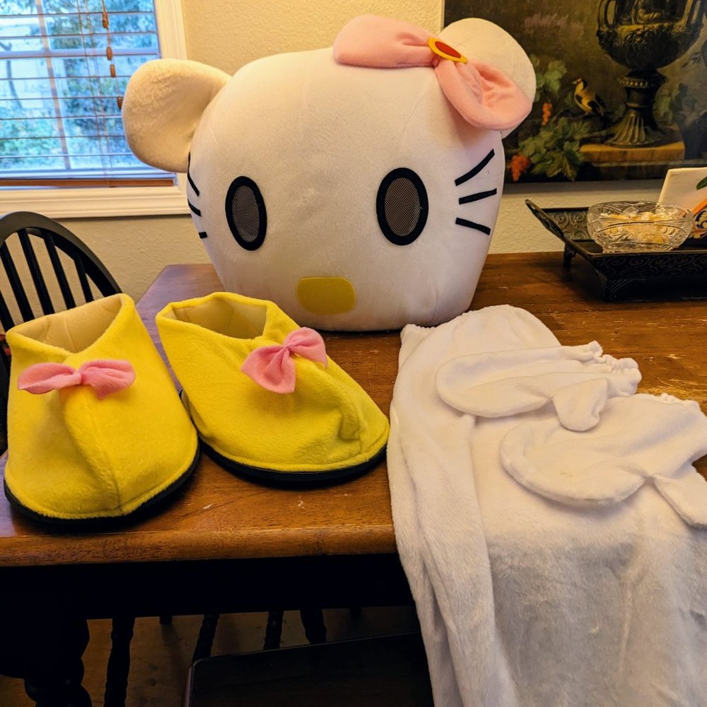 Hello Kitty Mascot Head, shoes, pants, gloves, large x-body bag and necklace
